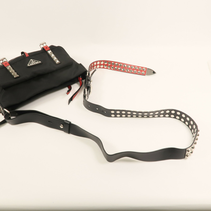 PRADA 尼龍Shoulder Bag銀扣肩背袋-3