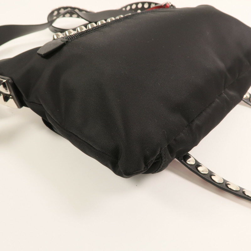 PRADA 尼龍Shoulder Bag銀扣肩背袋-8
