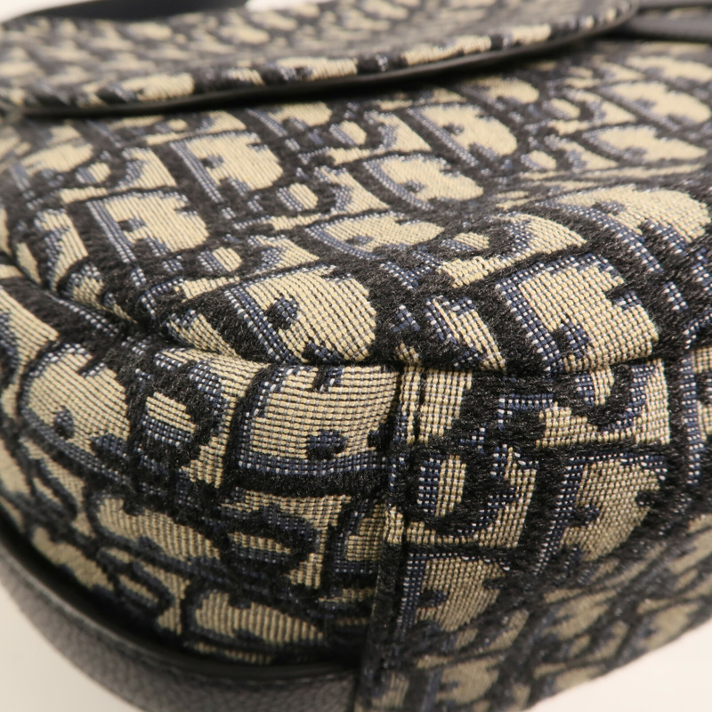 Dior 帆布Hobo Oblique銀扣肩背袋-6