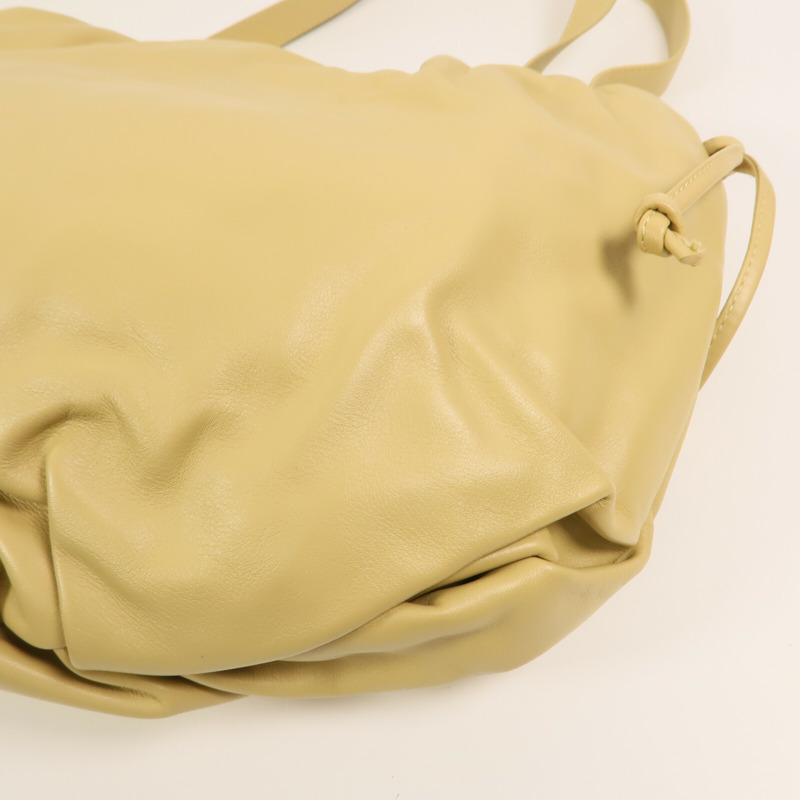 BOTTEGA VENETA 牛皮皮革The Bulb金扣肩背袋-5