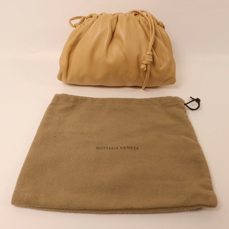 BOTTEGA VENETA 牛皮皮革Mini Pouch Bag金扣肩背袋-8