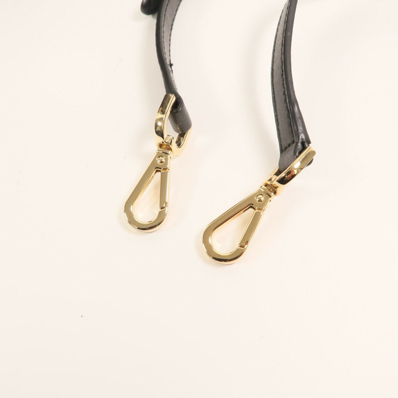 Michael Kors 牛皮皮革Bucket Bag金扣肩背袋-10