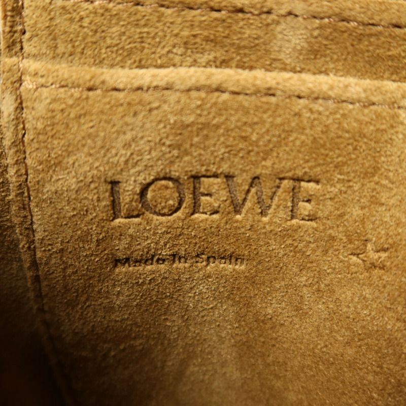 LOEWE 牛皮皮革Mini Gate Bag金扣肩背袋-5