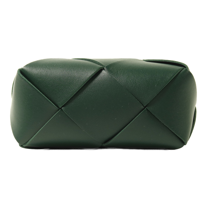 BOTTEGA VENETA 羊皮皮革Cassette Camera金扣肩背袋-3