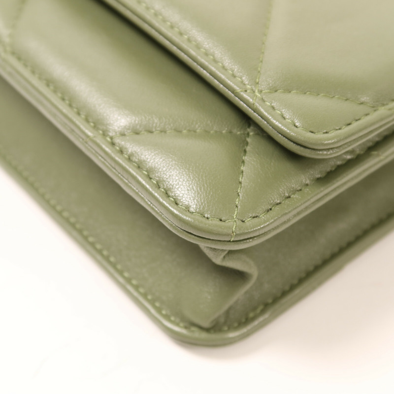 CHANEL 羊皮皮革Chanel 19 Wallet On Chain鏈帶肩背袋-12