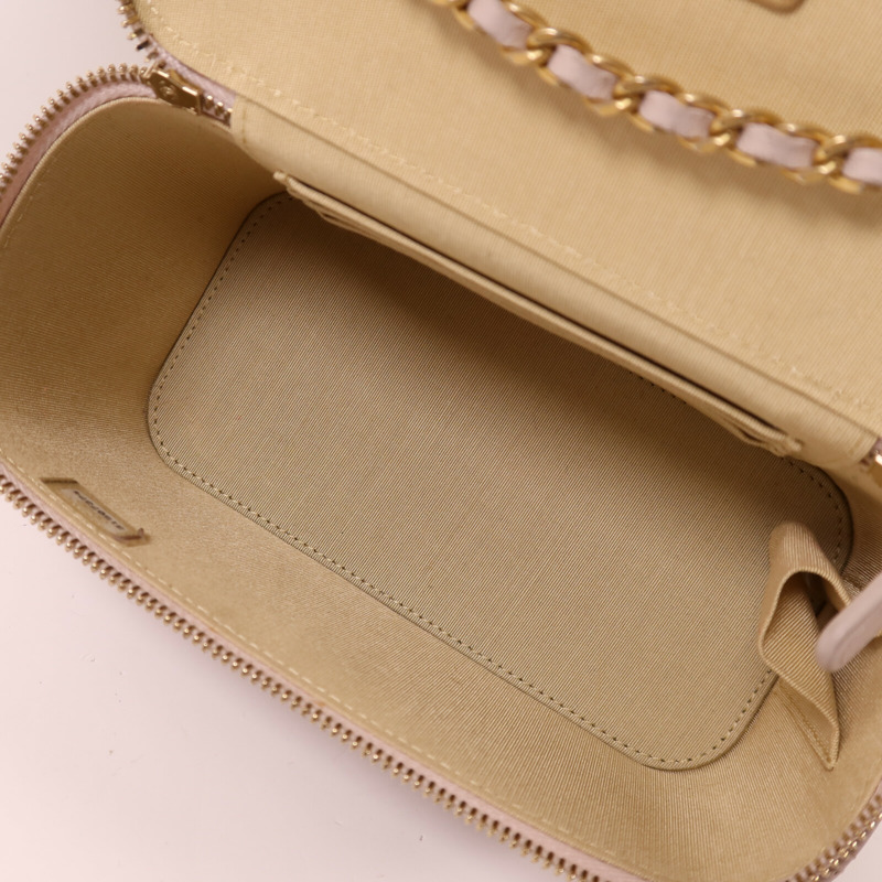 CHANEL 羊皮皮革Gold Ball Vanity Case金扣鏈帶肩背袋-4