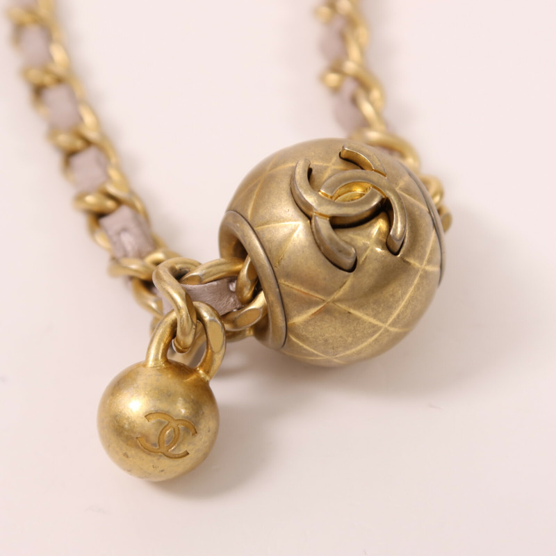 CHANEL 羊皮皮革Gold Ball Vanity Case金扣鏈帶肩背袋-9
