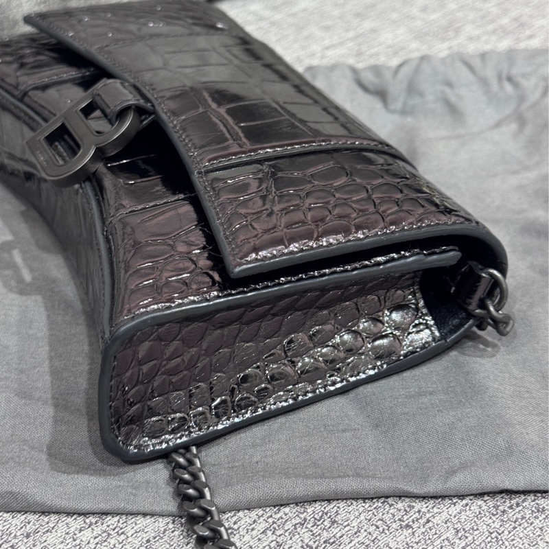 ✨超划算免2w✨巴黎世家 Balenciaga 鱷魚壓紋小牛皮WOC Hourglass 金屬黑-7