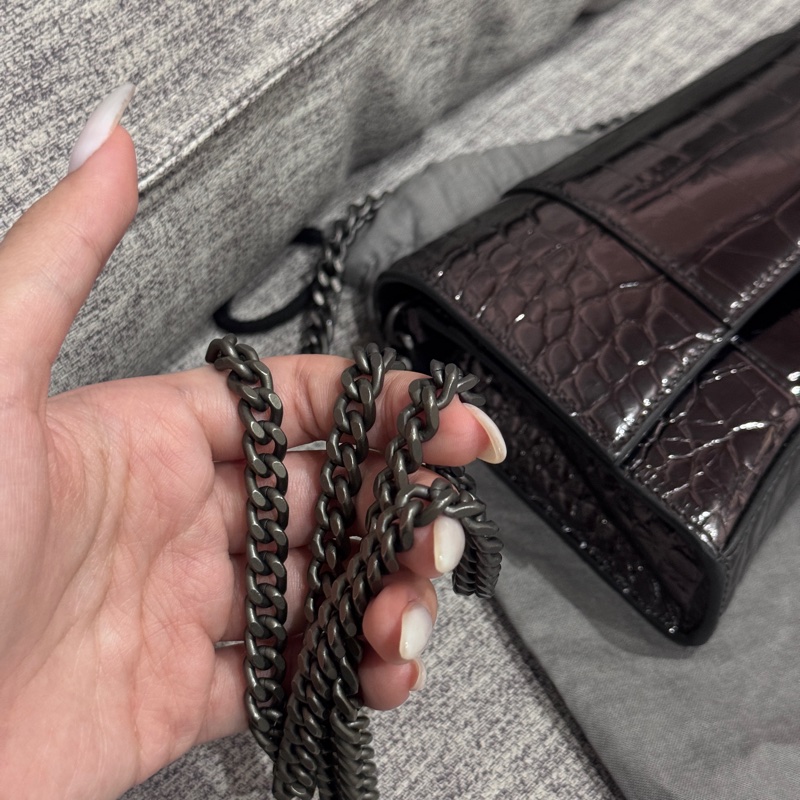 ✨超划算免2w✨巴黎世家 Balenciaga 鱷魚壓紋小牛皮WOC Hourglass 金屬黑-11