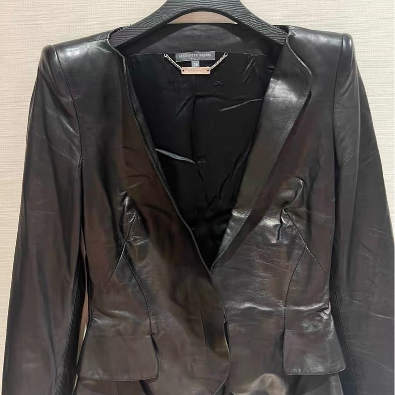 Alexander McQueen皮衣38碼-0