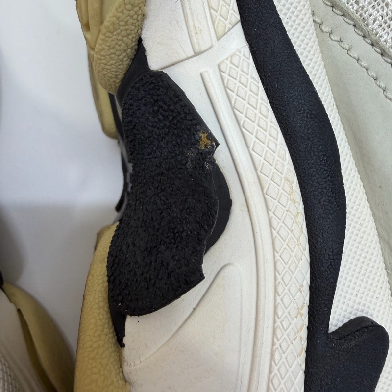 巴黎世家 triple s 老爹鞋 37碼 附件：無-8