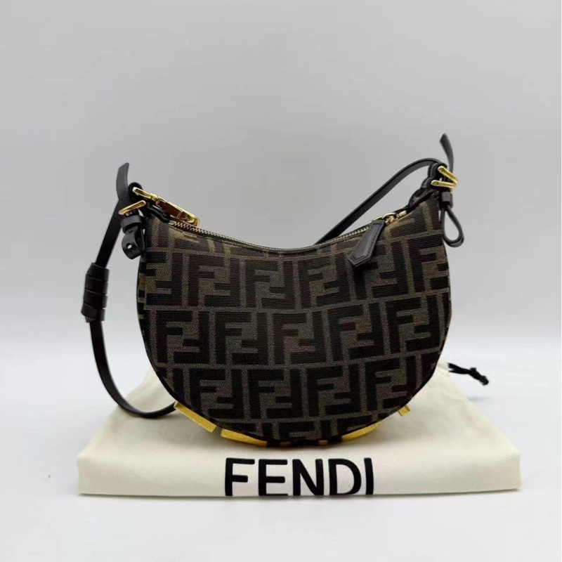 Fendi 彎月包 碗豆包 graphy 小號#老花-5