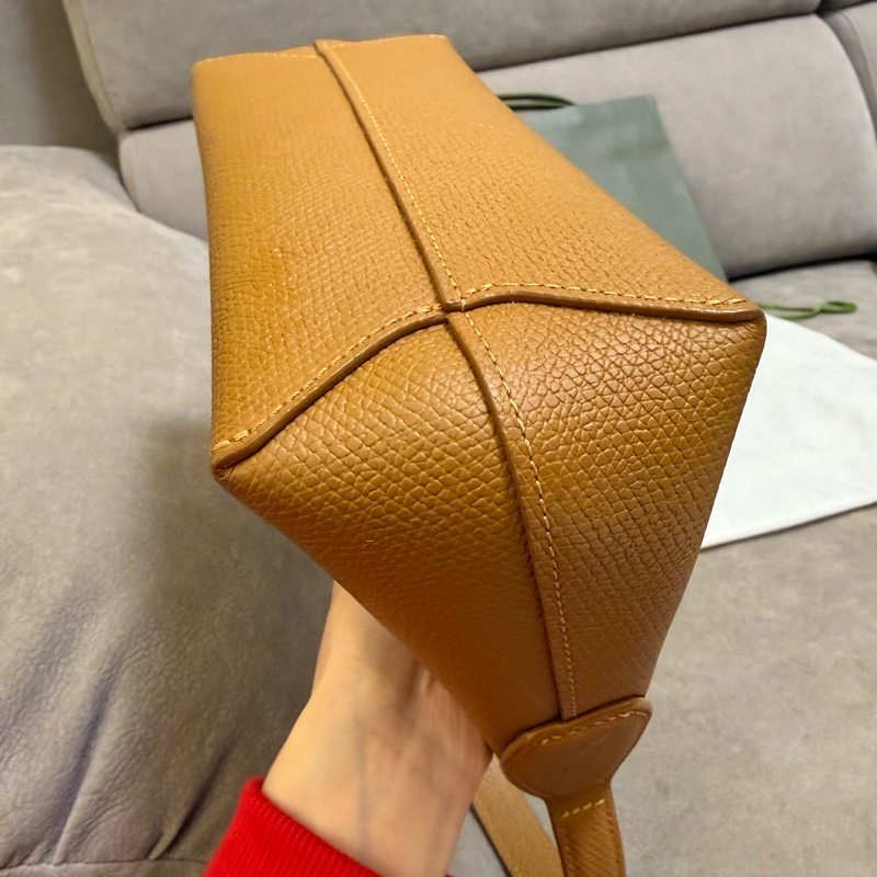 longchamp 竹節腋下包 小號-2