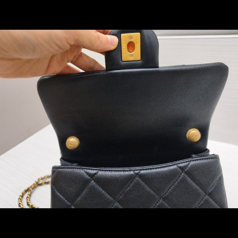 Chanel 24S Flagbag 珍珠方胖子-12