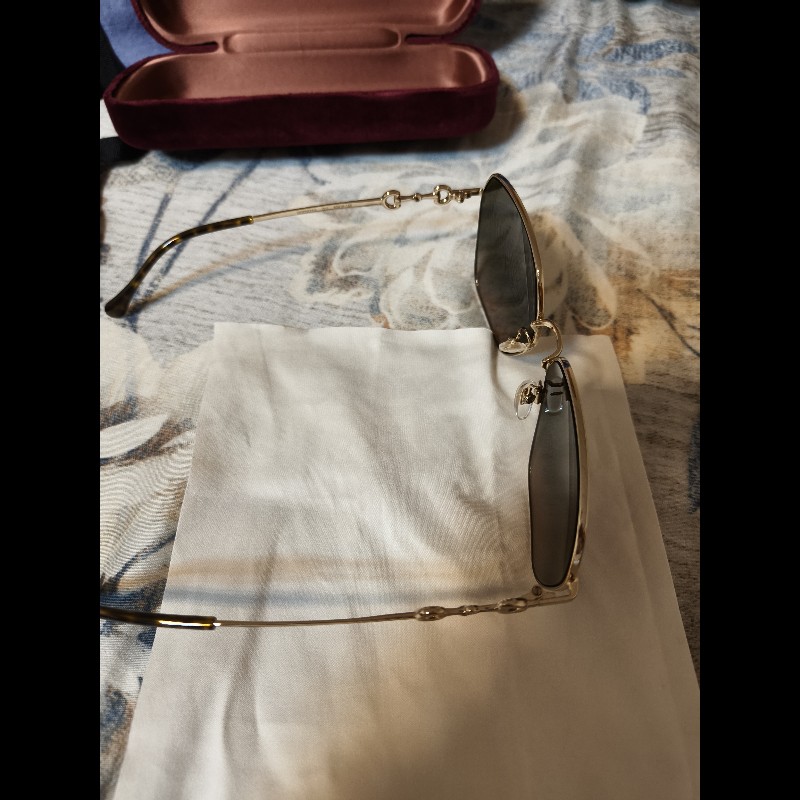 Gucci墨鏡(全新未使用)-2