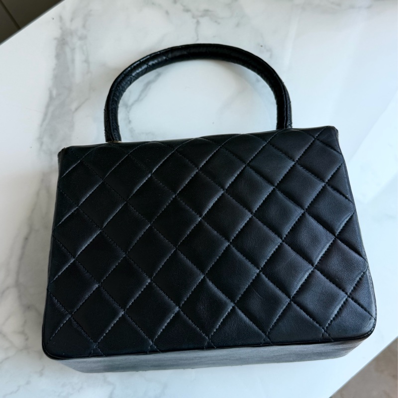 CHANEL 黑金Kelly 經典中古！得來不易🖤🖤-13