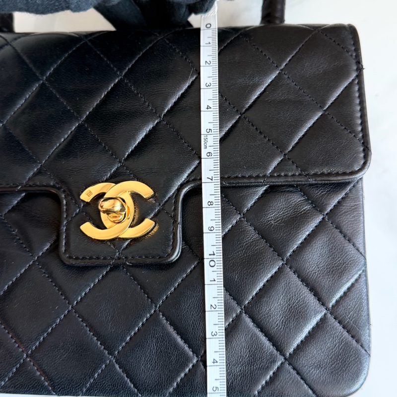 CHANEL 黑金Kelly 經典中古！得來不易🖤🖤-16