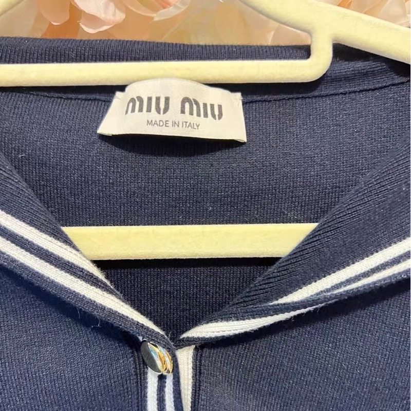 Miumiu海軍領短袖38碼-2
