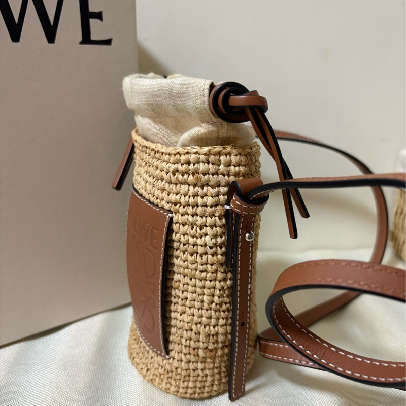 Loewe編織斜背包-1