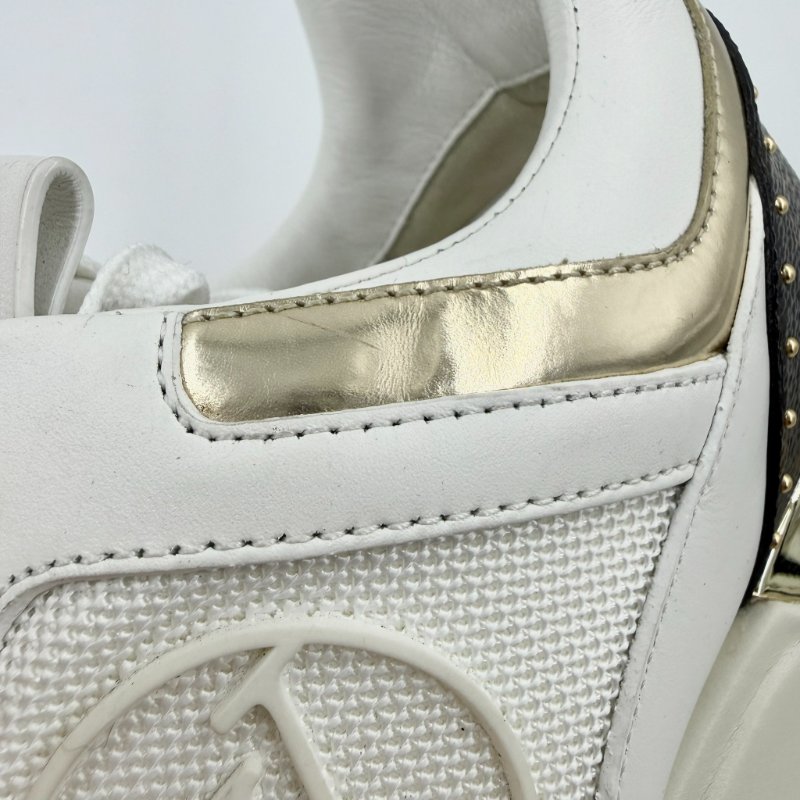 Louis Vuitton -白色拚原花Run Away 運動鞋╻35.5-21