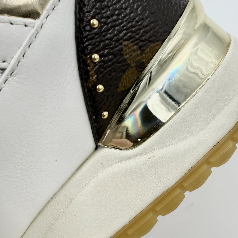 Louis Vuitton -白色拚原花Run Away 運動鞋╻35.5-24