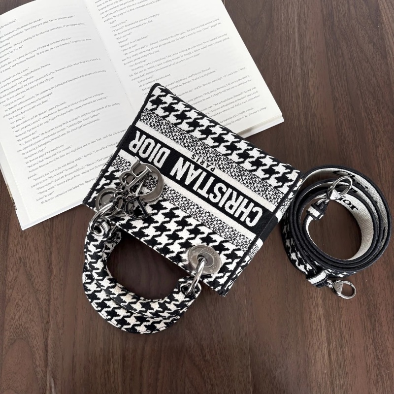 Dior lady 三格千鳥格黛妃包 經典黑白款17*14 98新肩帶塵袋-2