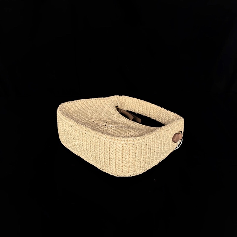 miumiu 限量 Wander hobo 草編月牙包19*13 98新配件塵袋-5