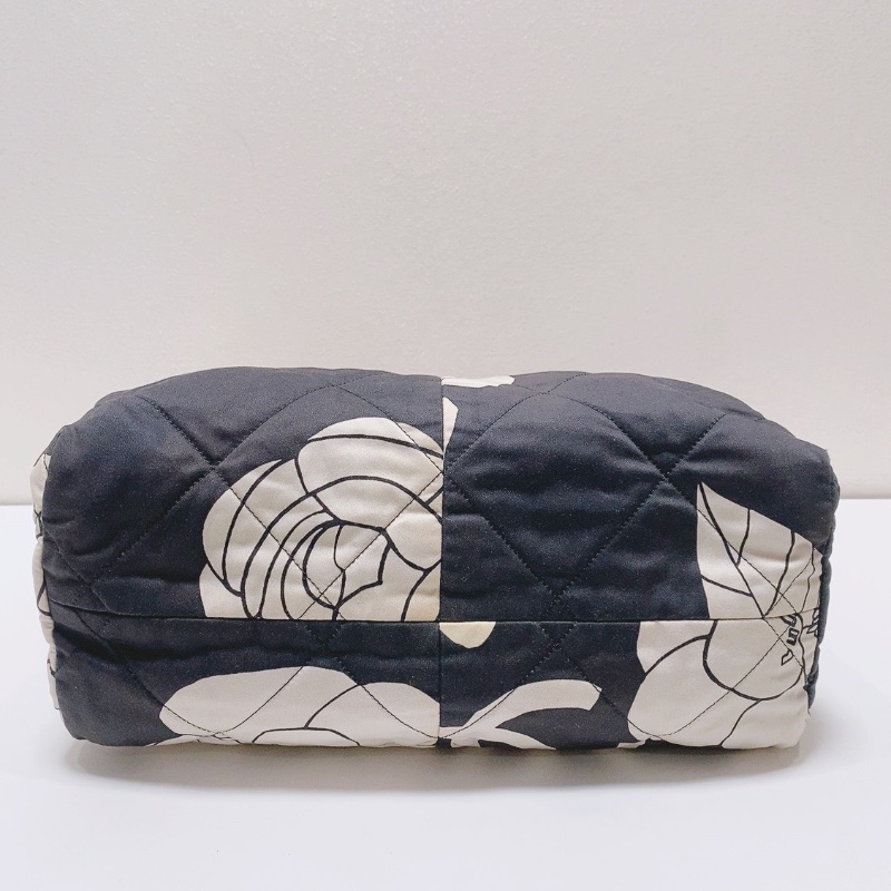 Chanel hobo山茶花嬉皮子母包30*11*40 98新配件塵袋-4