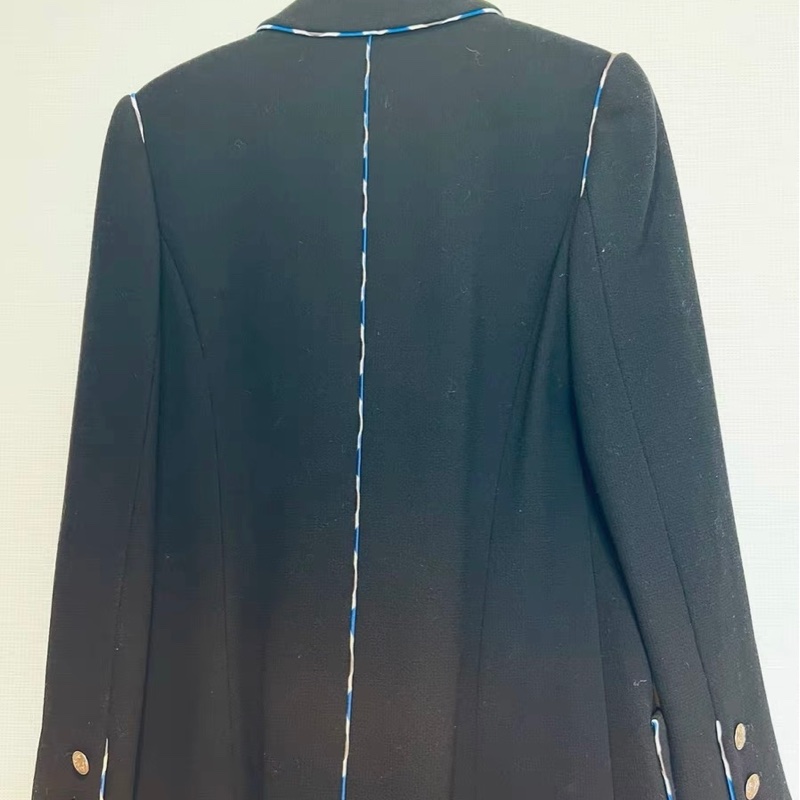 Chanel勛章外套36碼-1