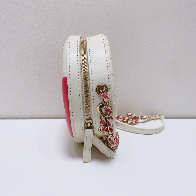 Chanel游泳圈粉色拼白刺繡鏈條包18*6 98新配件塵袋-5