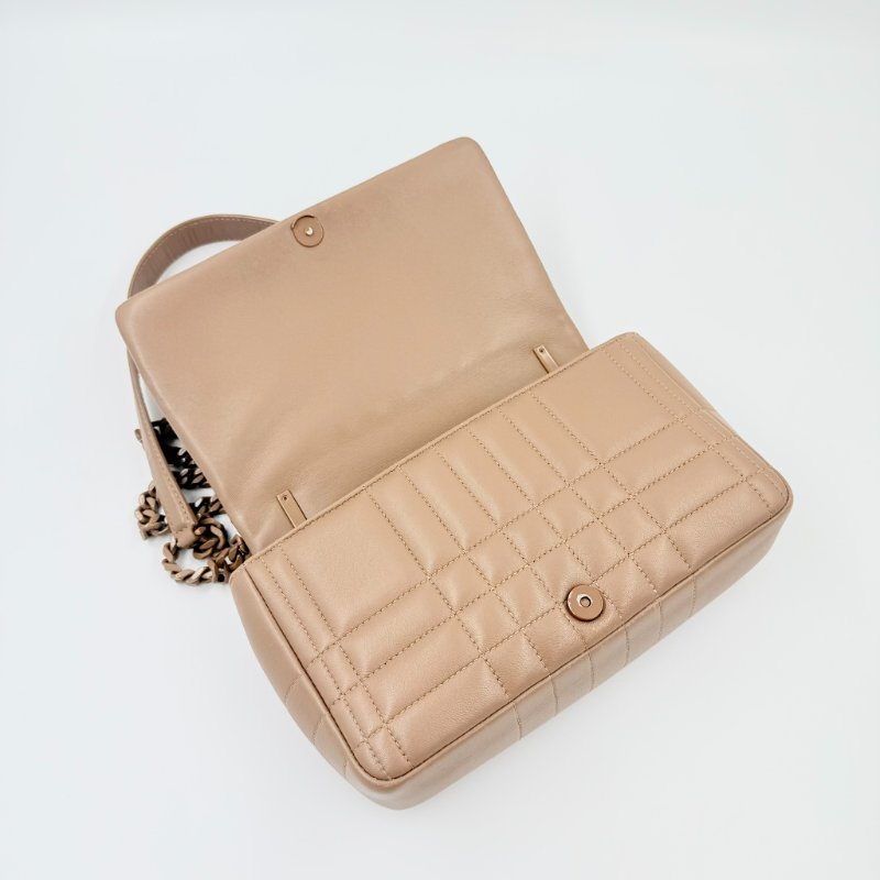 BURBERRY - 裸米棕色羊皮衍縫Lola肩側背包╻小號-15