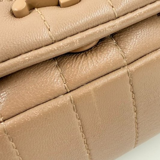 BURBERRY - 裸米棕色羊皮衍縫Lola肩側背包╻小號-24