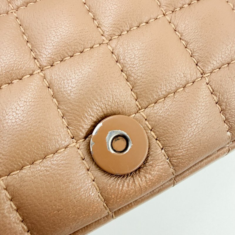 BURBERRY - 裸米棕色羊皮衍縫Lola肩側背包╻小號-29