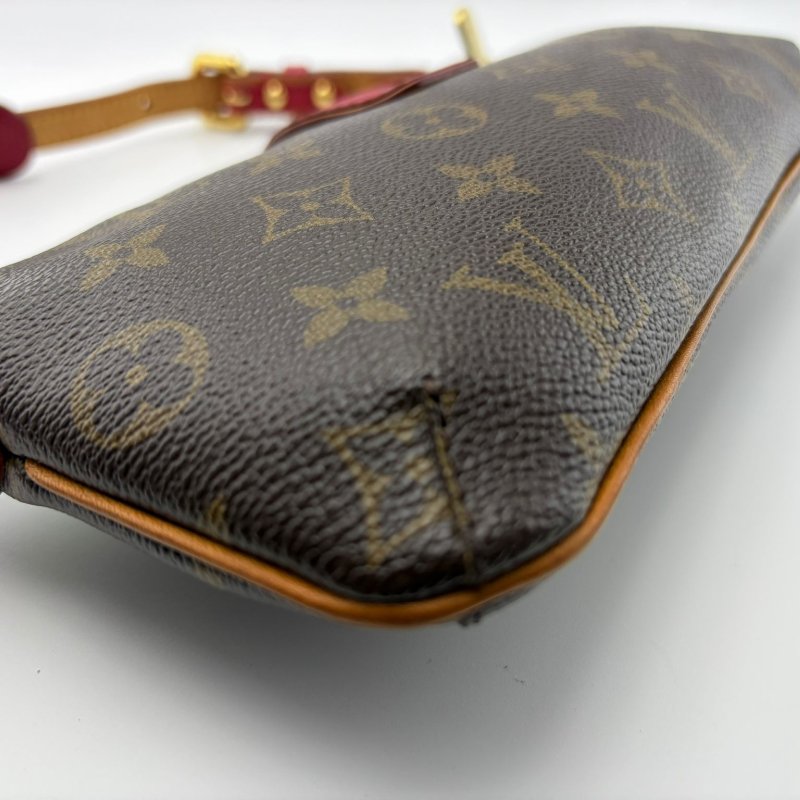 路易威登 腋下包-11