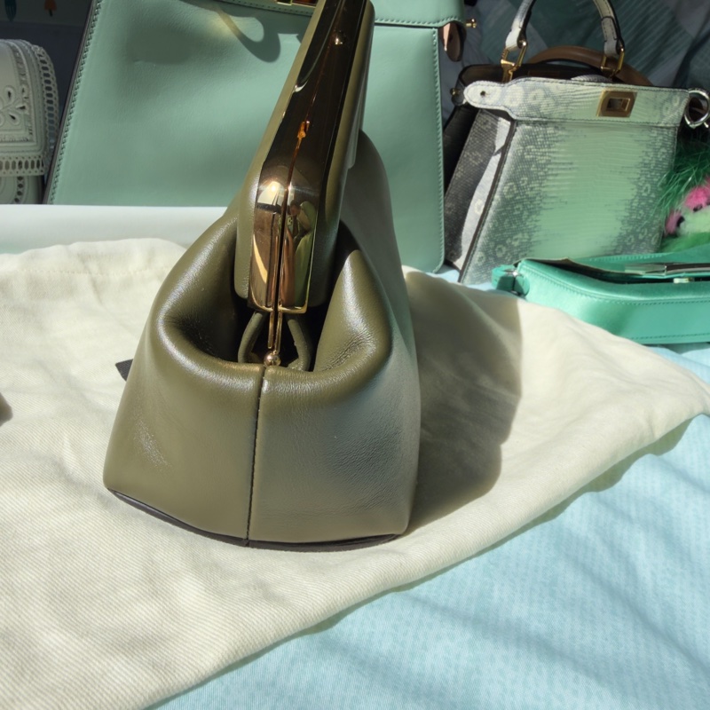 Fendi First bag 芬迪軍綠色/森林綠 手拿包/肩背包-3