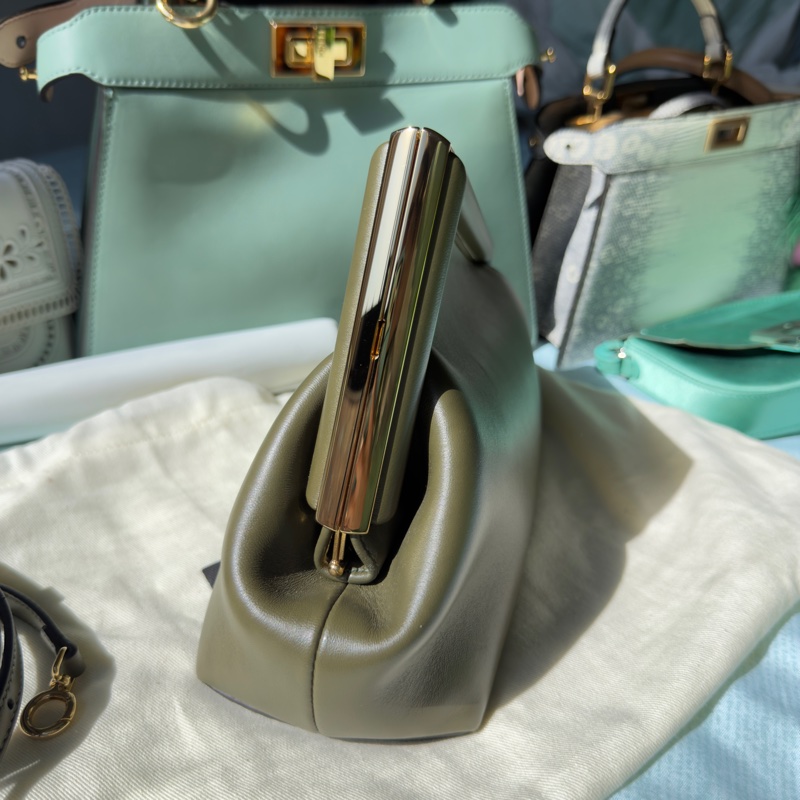 Fendi First bag 芬迪軍綠色/森林綠 手拿包/肩背包-4