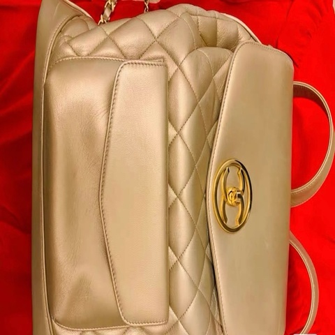 Chanel雙肩包