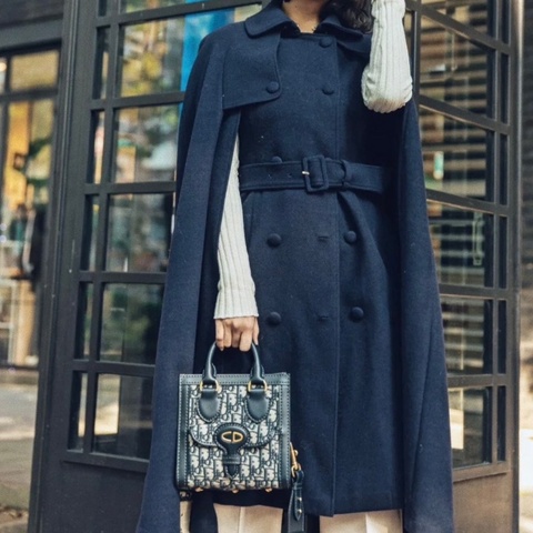 Dior 經典藍金老花mini tote琴譜笑臉包 20*19*10  98新配件塵袋肩帶