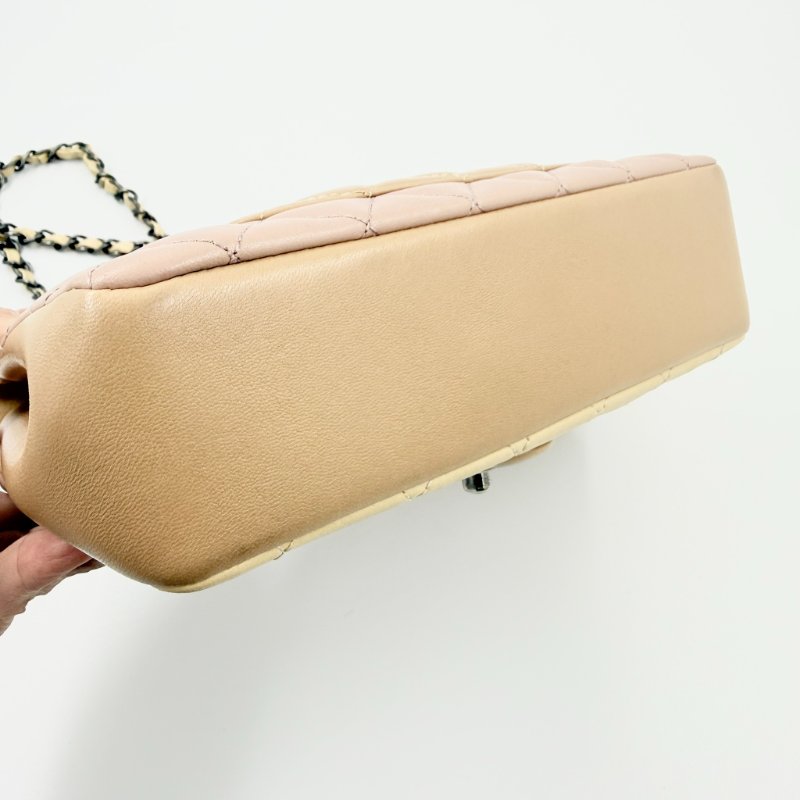 CHANEL - 粉色拼黃色雙拼霧銀釦羊皮菱格CF COCO ╻20cm-30