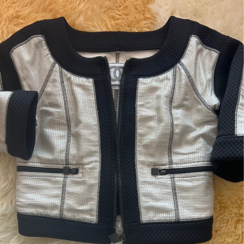 Chanel短外套34碼-0