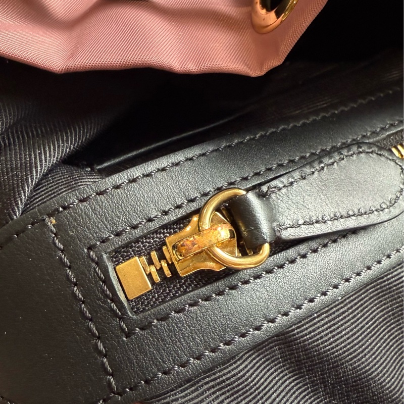 Burberry 沙漠玫瑰粉尼龍後背包 小號-21