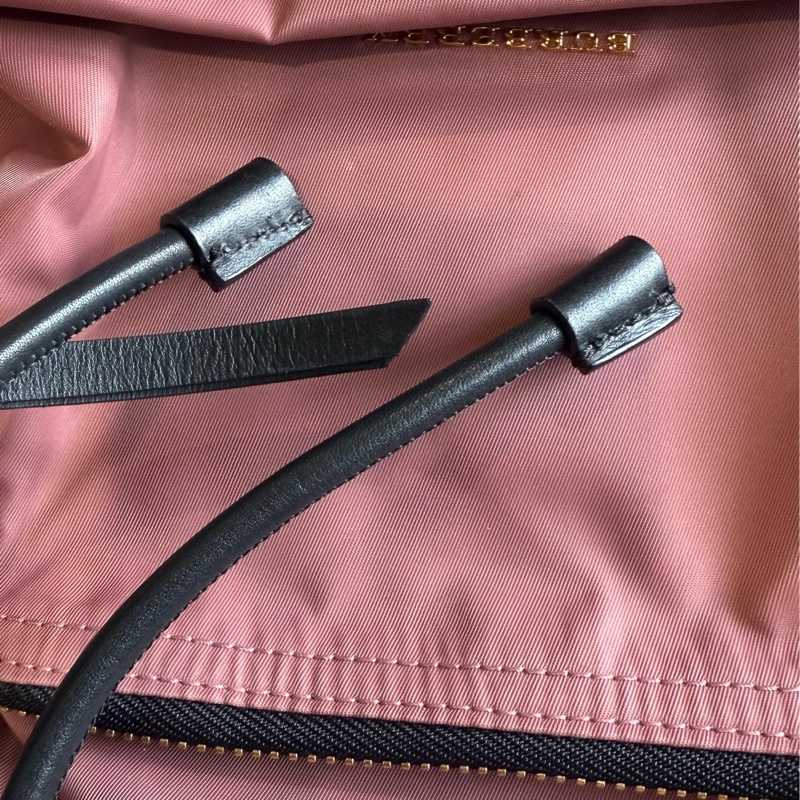 Burberry 沙漠玫瑰粉尼龍後背包 小號-26