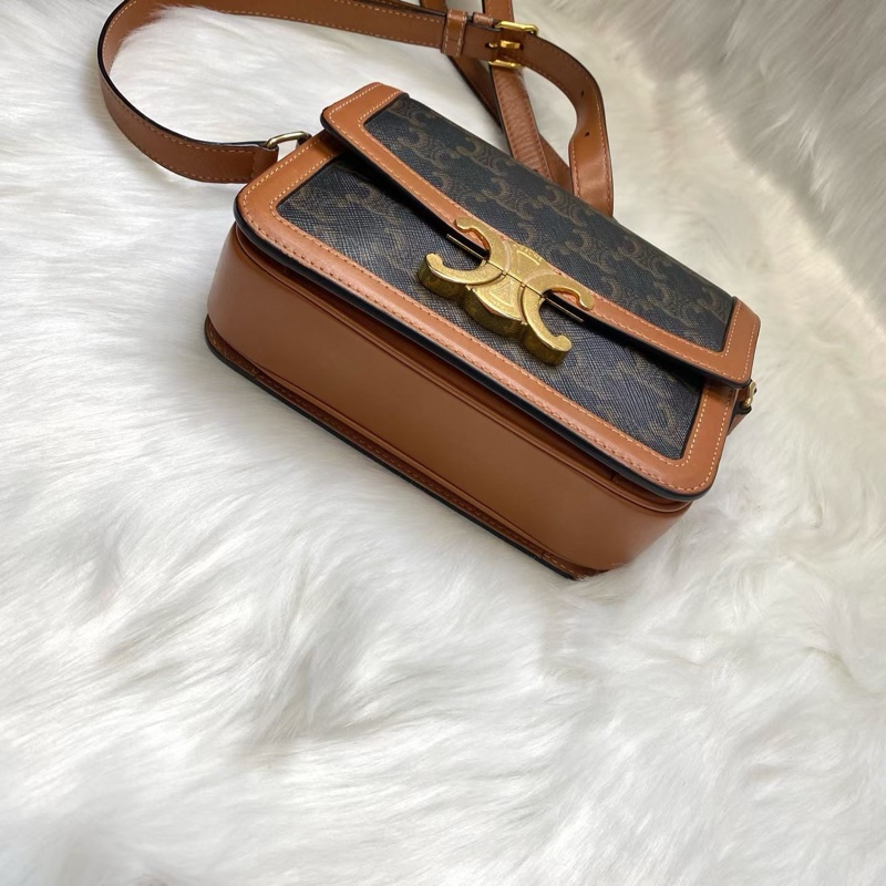 Celine賽琳 老花凱旋門 豆腐包 經典郵差斜挎包 無附件-5