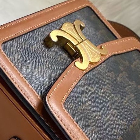 Celine賽琳 老花凱旋門 豆腐包 經典郵差斜挎包 無附件-6