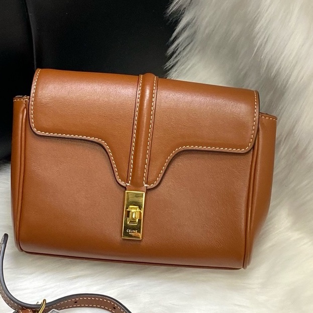 Celine賽琳 Soft16 焦糖色單肩包小號 經典款 無附件-6
