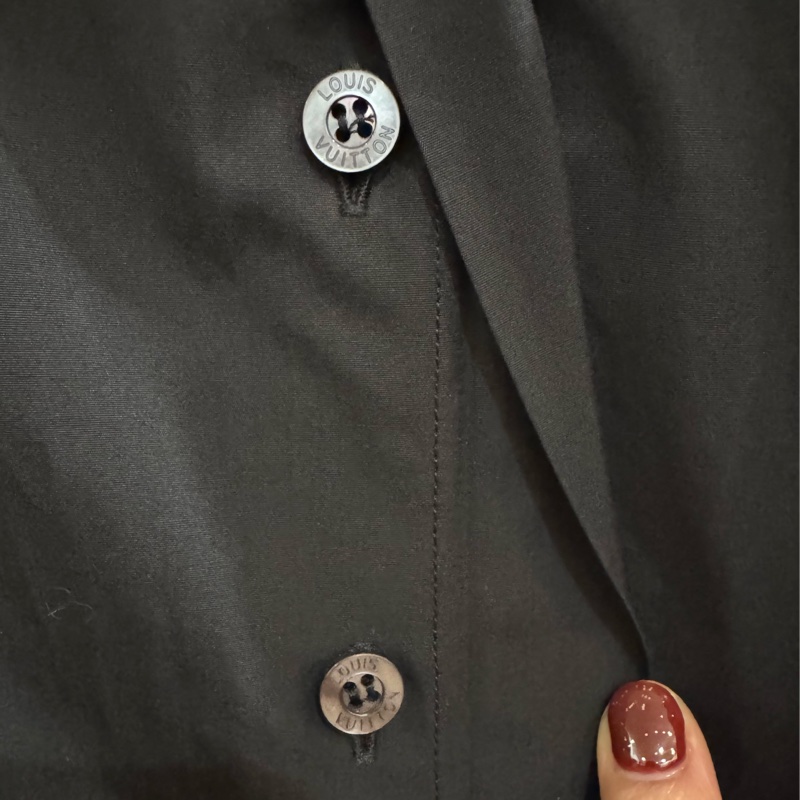 《新歡舊愛》近新LV路易威登黑色造型襯衫F40/M-5