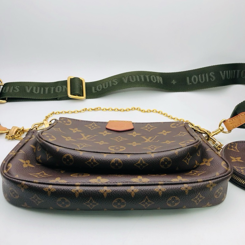 LV 路易威登 五合一 芯片款 M44813 尺寸:24 x 13.5 x 4-2