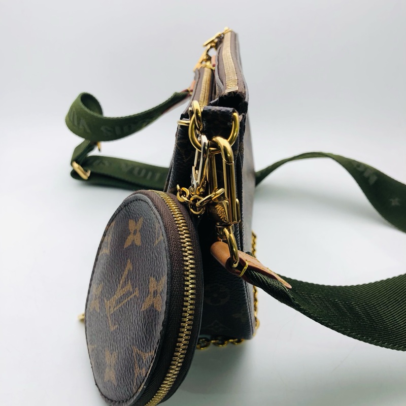 LV 路易威登 五合一 芯片款 M44813 尺寸:24 x 13.5 x 4-3