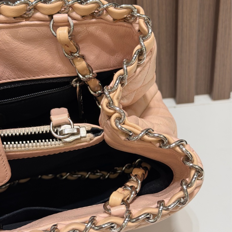 【92新 ✨ 全網最低價!】中古 Chanel香奈兒 櫻花粉色 牛皮托特鏈條包 手提包-20