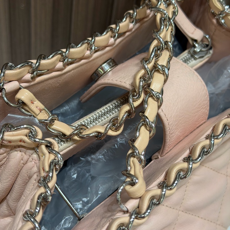 【92新 ✨ 全網最低價!】中古 Chanel香奈兒 櫻花粉色 牛皮托特鏈條包 手提包-9